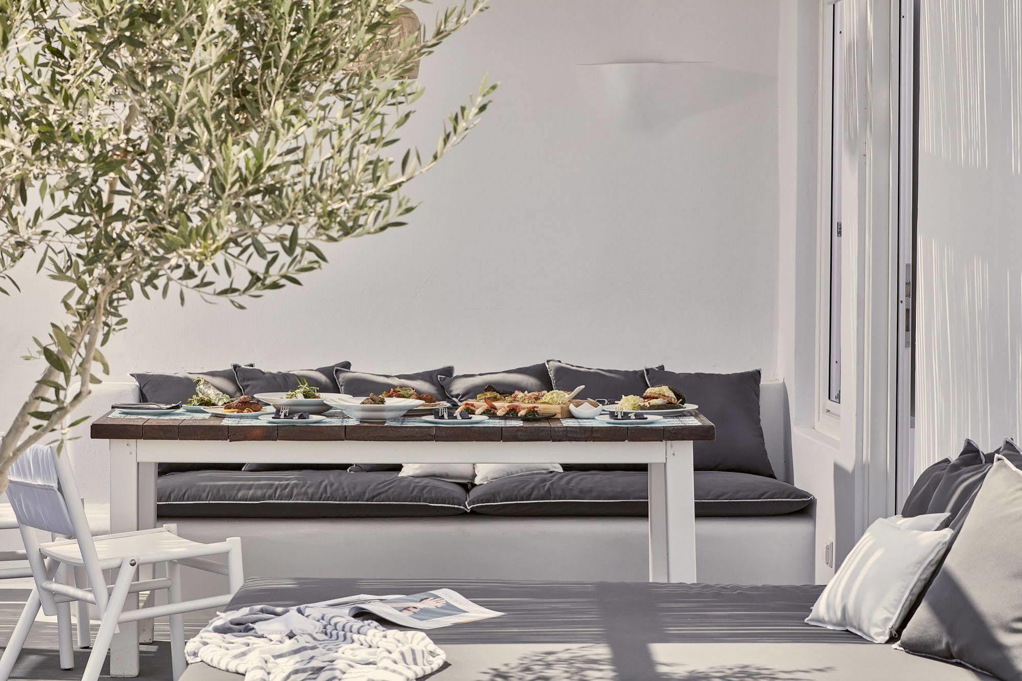 Boho Suites Santorini Периволос Екстериор снимка